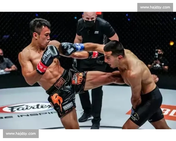 西提猜对决阿拉佐夫巅峰之战揭示站立格斗新时代王者归属